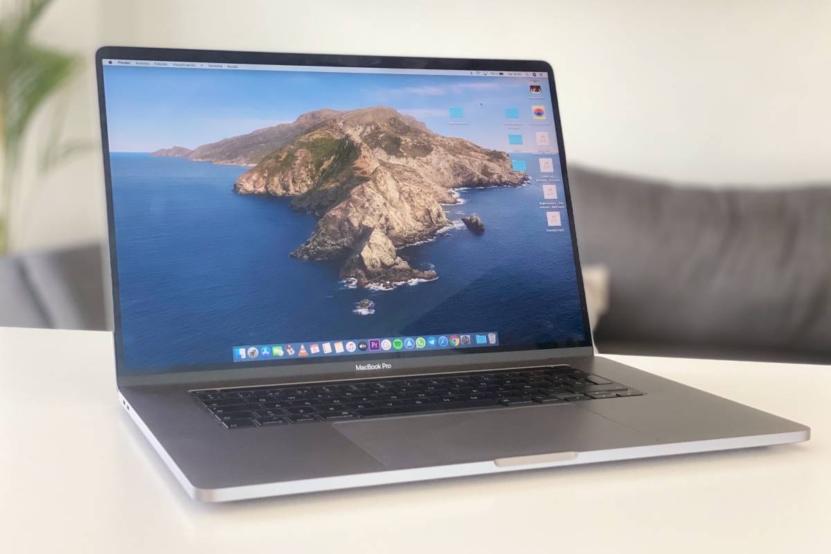 Apple traería de regreso el puerto SD en sus MacBooK